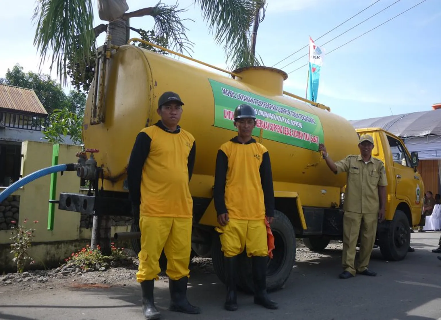 Soppeng's Desludging Truck