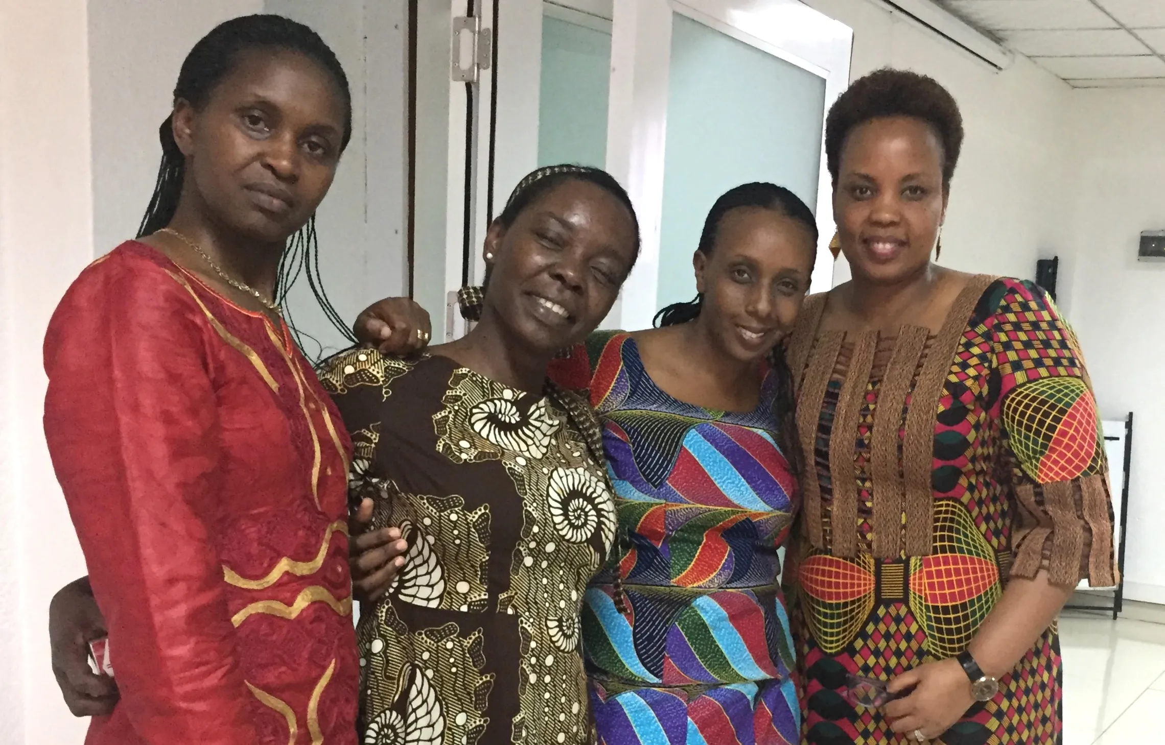 Eveline Viegas (centre-left) with participants in Isuku Iwacu