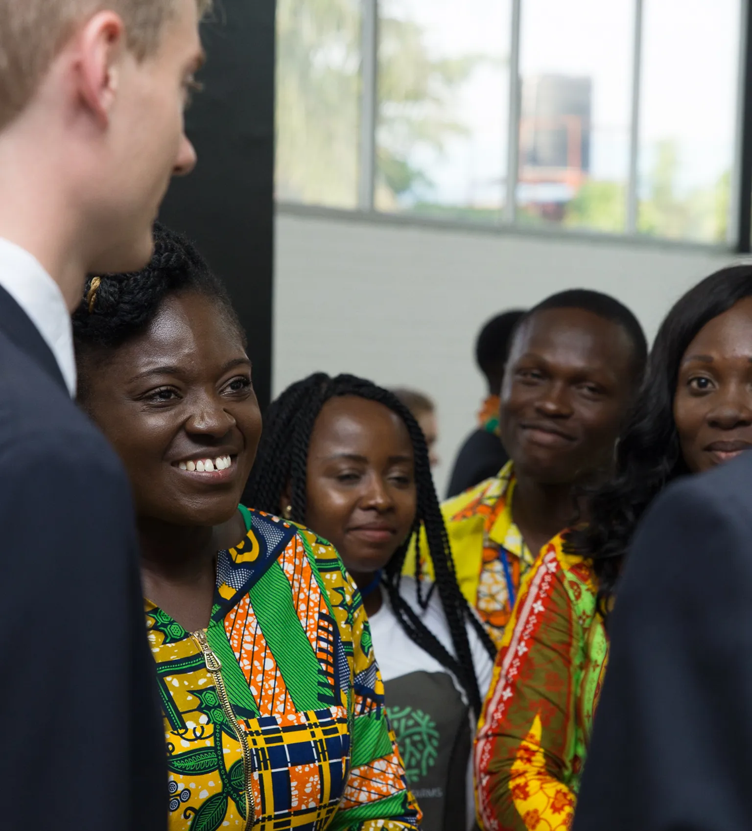 On Thursday 30 November, Prime Minister Mark Rutte of the Netherlands and President Emmanuel Macron of France visited the Impact Hub in Accra to meet with young Ghanaian entrepreneurs. SNV took part in this visit, because of our role in the Ghana Climate Innovation Center (GCIC).