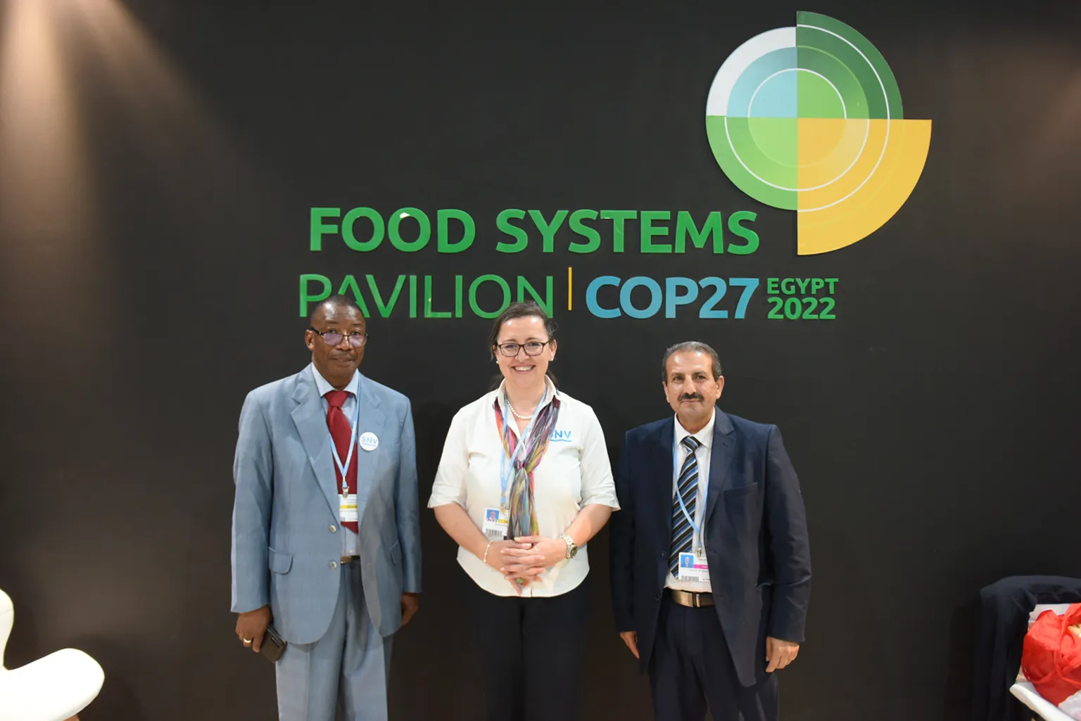 COP 27 water delegates engaging in Food Pavilion (Greenhouse Agency)