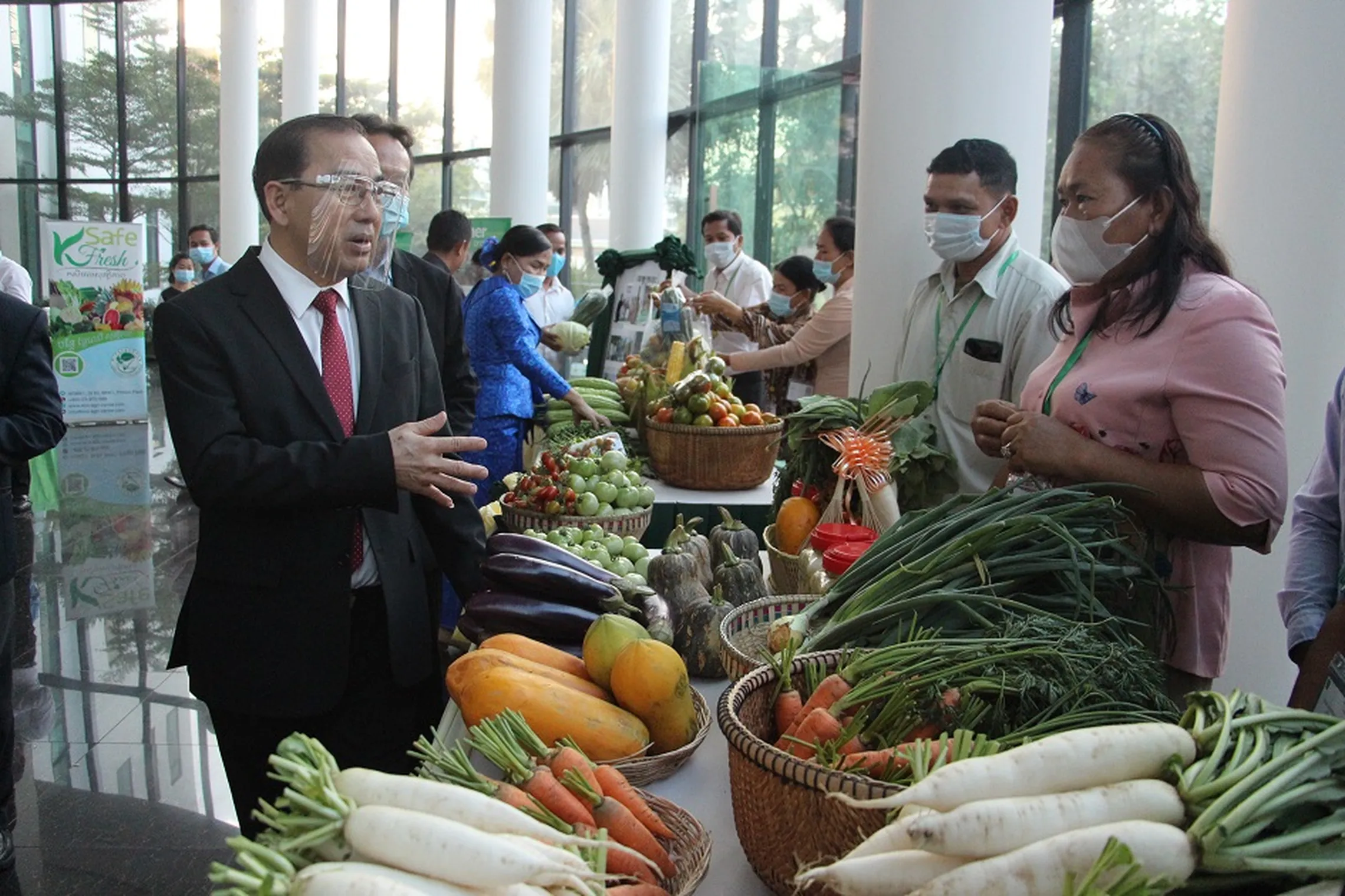 H.E Veng Sakhon, Minister of Agriculture in Cambodia, witnessed the launch