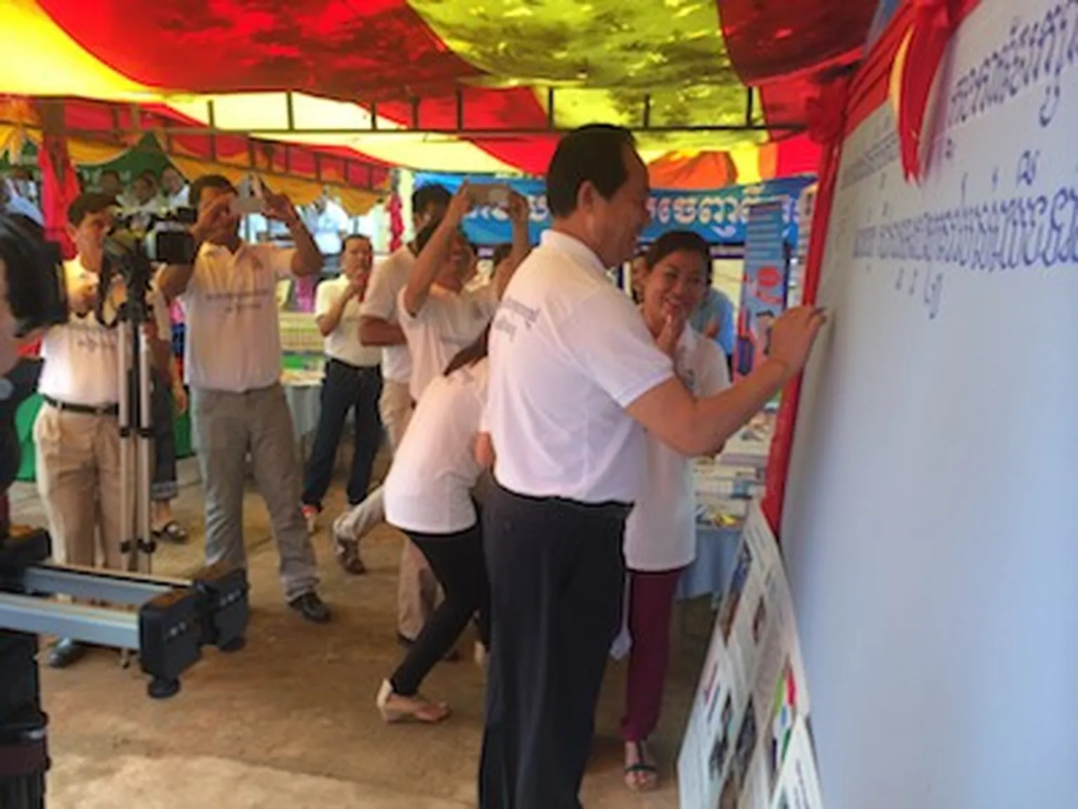 "Sanitation is our responsibility” – Celebrating National Sanitation Day in Cambodia