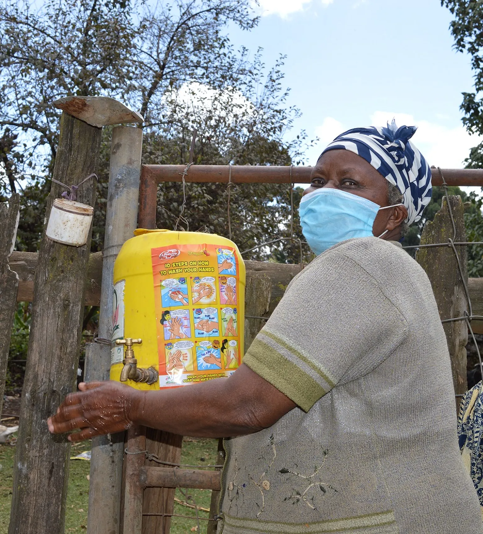 Detailed steps for handwashing are added onto facilities to help embed proper user practice 