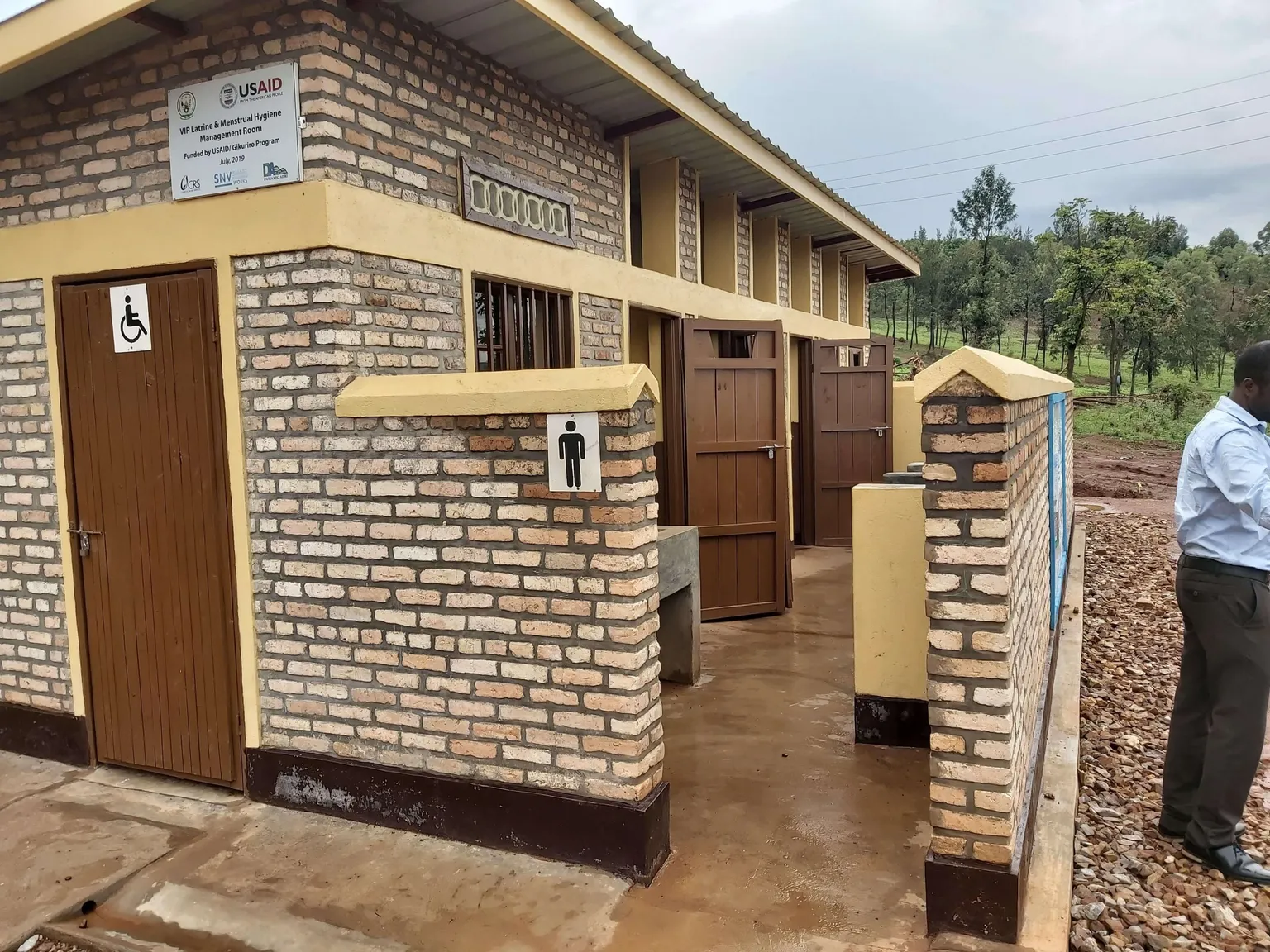 Toilet for boys and people with disability 