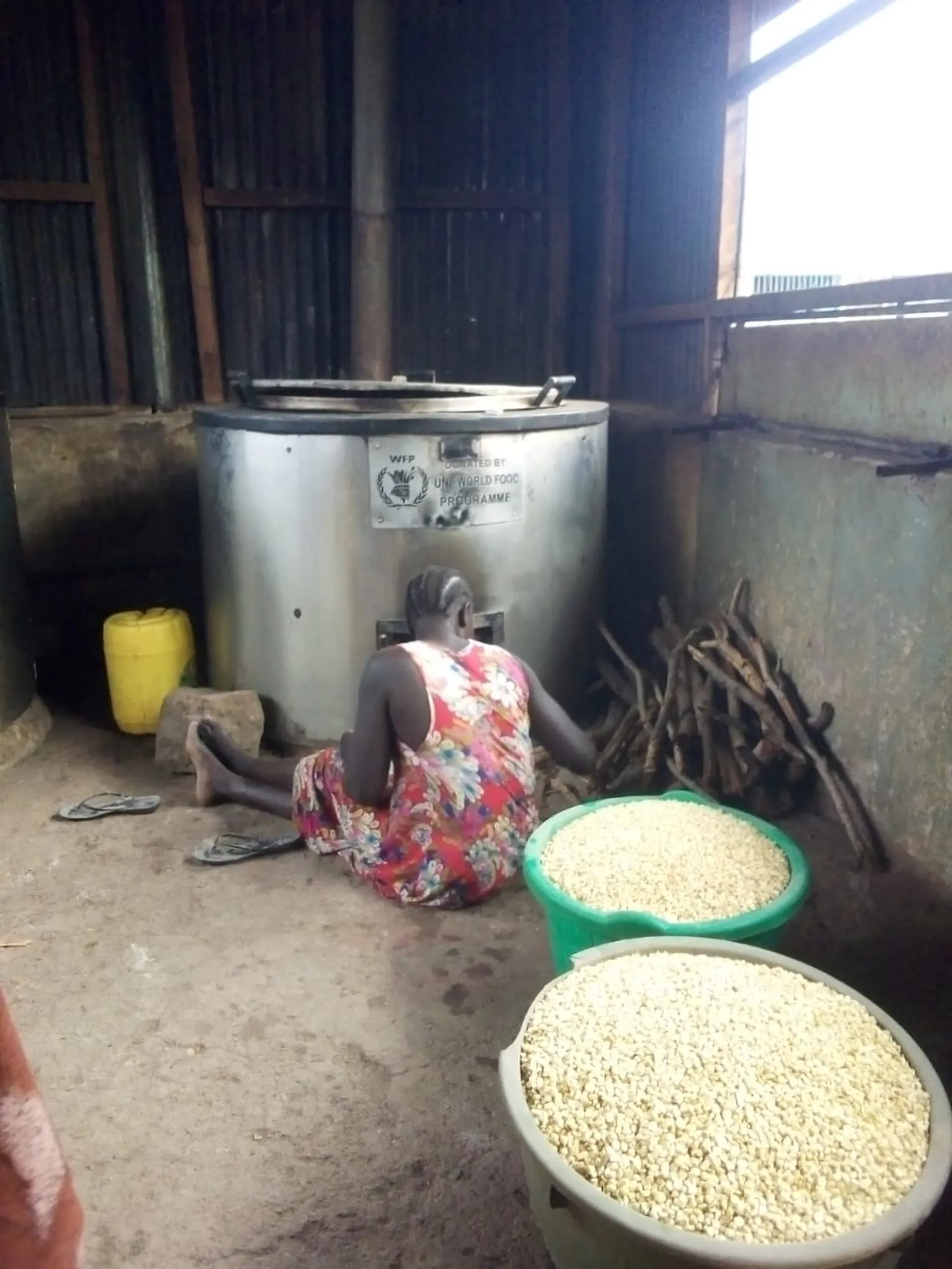 Using an e-cooker at Morning Star Primary School