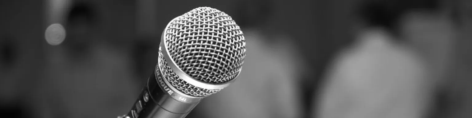 Microphone in microphonestand