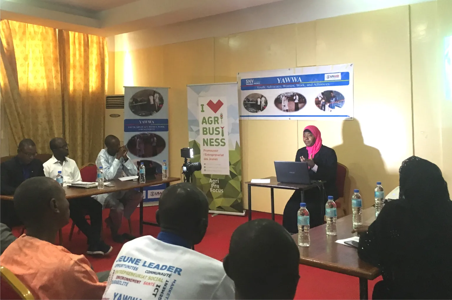 Young mother & entrepreneur provides critical health information to Niger’s women